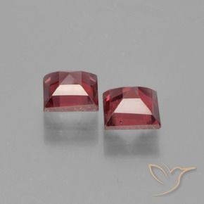 Shop natural 1.62ct Rouge merlot Grenat pyrope gems, Carré, from Mozambique at GemSelect. In stock, global shipping!