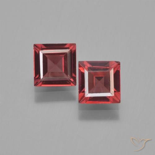 1.48ctw Naturel Rouge foncé Grenat pyrope, Carré, VVS-VS