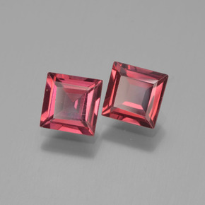 Achetez naturel 1,55ct rouge grenat pyrope gems, carré, en provenance mozambique chez gemselect. en stock, livraison internationale!