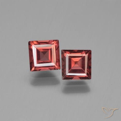 1.61ctw Naturel Rouge moyen Grenat pyrope, Carré, VVS-VS