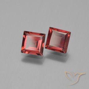 Shop natural 1.45ct Rouge merlot Grenat pyrope gems, Carré, from Mozambique at GemSelect. In stock, global shipping!