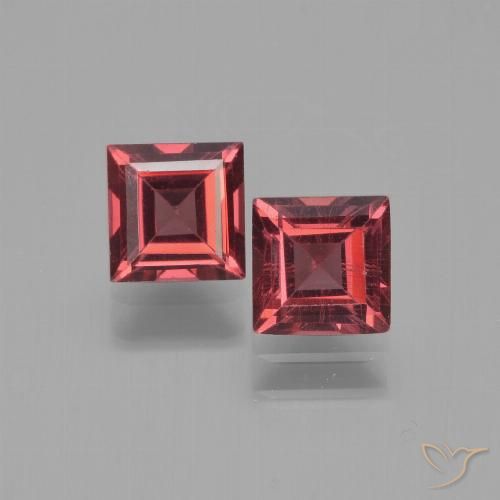 1.57ctw Naturel Rouge moyen-foncé Grenat pyrope, Carré, VS