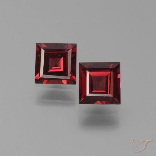 1.46ctw Naturel Rouge foncé Grenat pyrope, Carré, VS