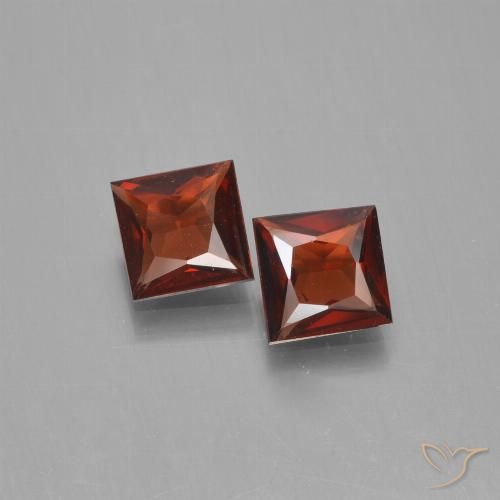1.29ctw Naturel Rouge foncé Grenat pyrope, Carré, VVS-VS