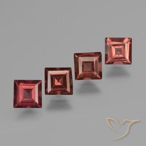 Shop natural 2.78ct Rouge moyen Grenat pyrope gems, Carré, from Mozambique at GemSelect. In stock, global shipping!