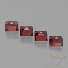 Shop natural 3.28ct Rouge moyen-foncé Grenat pyrope gems, Carré, from Mozambique at GemSelect. In stock, global shipping!