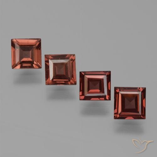 2.86ctw Naturel Rouge foncé Grenat pyrope, Carré, VS