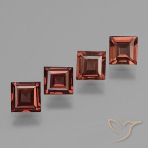 Shop natural 2.86ct Rouge foncé Grenat pyrope gems, Carré, from Mozambique at GemSelect. In stock, global shipping!
