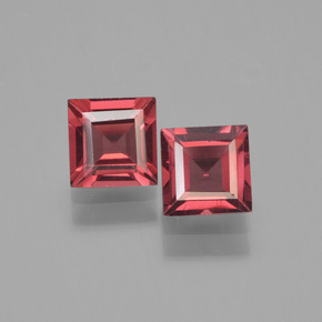 Achetez naturel 1.61ct Rouge écarlate Grenat pyrope gems, Carré, En provenance Mozambique chez GemSelect. En stock, livraison internationale!