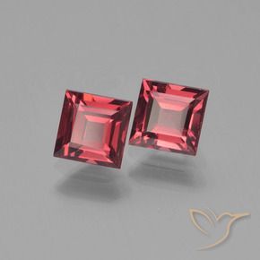 Shop natural 1.57ct Rouge merlot Grenat pyrope gems, Carré, from Mozambique at GemSelect. In stock, global shipping!