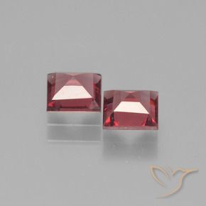Shop natural 1.33ct Rouge écarlate Grenat pyrope gems, Carré, from Mozambique at GemSelect. In stock, global shipping!