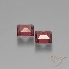Shop natural 1.53ct Rouge merlot Grenat pyrope gems, Carré, from Mozambique at GemSelect. In stock, global shipping!