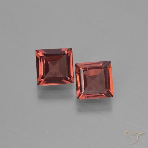 1.33ctw Naturel Rouge moyen Grenat pyrope, Carré, VS
