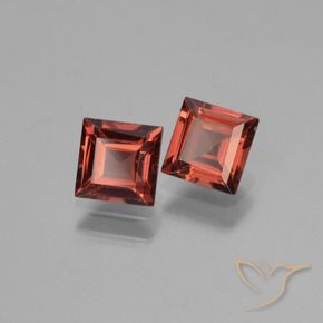 Shop natural 1.60ct Rouge écarlate Grenat pyrope gems, Carré, from Mozambique at GemSelect. In stock, global shipping!