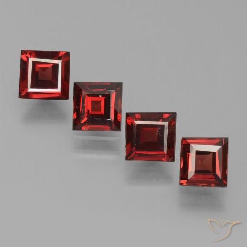 2.35ctw Naturel Rouge sang profond Grenat pyrope, Carré, VS