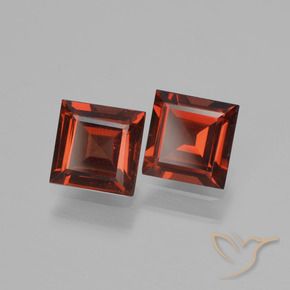Shop natural 1.43ct Rouge sang profond Grenat pyrope gems, Carré, from Mozambique at GemSelect. In stock, global shipping!