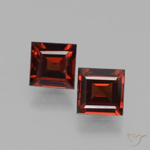 1.46ctw Naturel Rouge foncé Grenat pyrope, Carré, VVS-VS