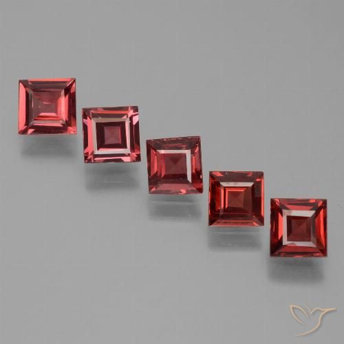 2.78ctw Naturel Rouge sang Grenat pyrope, Carré, VS