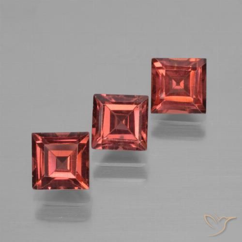 2.80ctw Naturel Rouge moyen Grenat pyrope, Carré, VS