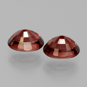 Achetez naturel 3,88ct rouge grenat pyrope gems, coupe ovale, en provenance mozambique chez gemselect. en stock, livraison internationale!