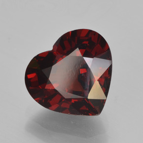 Grenat pyrope Rouge naturelle Forme de coeur, 3.28 ct, VVS-VS
