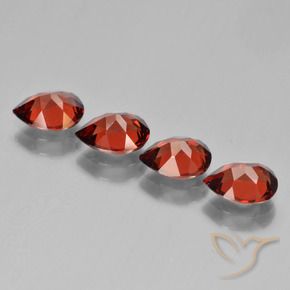 Shop natural 3.34ct Rouge groseille Grenat pyrope gems, En forme de poire, from Mozambique at GemSelect. In stock, global shipping!