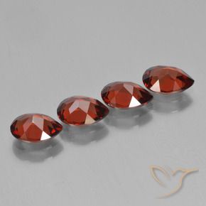 Shop natural 3.43ct Rouge moyen Grenat pyrope gems, En forme de poire, from Mozambique at GemSelect. In stock, global shipping!