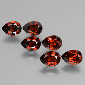 Achetez naturel 5,67ct rouge vif grenat pyrope gems, en forme de poire, en provenance mozambique chez gemselect. en stock, livraison internationale!