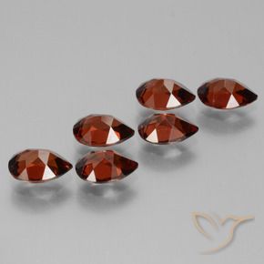 Shop natural 5.07ct Rouge moyen Grenat pyrope gems, En forme de poire, from Mozambique at GemSelect. In stock, global shipping!