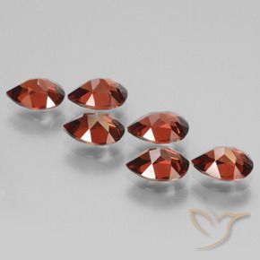 Shop natural 5.47ct Rouge groseille Grenat pyrope gems, En forme de poire, from Mozambique at GemSelect. In stock, global shipping!