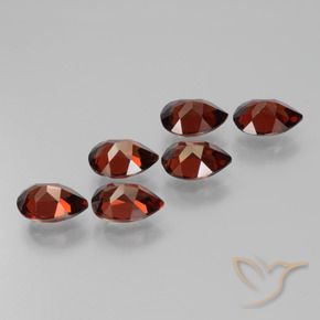 Shop natural 5.37ct Rouge foncé Grenat pyrope gems, En forme de poire, from Mozambique at GemSelect. In stock, global shipping!