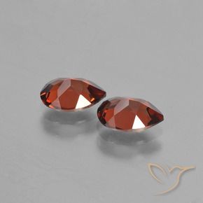 Shop natural 1.78ct Rouge merlot Grenat pyrope gems, En forme de poire, from Mozambique at GemSelect. In stock, global shipping!