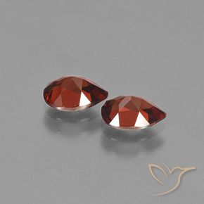 Shop natural 1.73ct Rouge foncé Grenat pyrope gems, En forme de poire, from Mozambique at GemSelect. In stock, global shipping!
