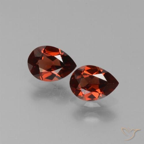 1.64ctw Naturel Rouge foncé Grenat pyrope, En forme de poire, VVS-VS