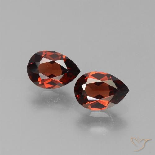 1.73ctw Naturel Rouge vif Grenat pyrope, En forme de poire, VVS-VS