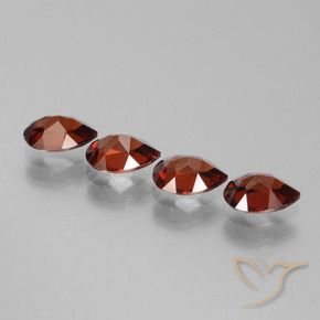 Shop natural 3.44ct Rouge merlot Grenat pyrope gems, En forme de poire, from Mozambique at GemSelect. In stock, global shipping!