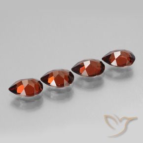 Shop natural 3.22ct Rouge foncé Grenat pyrope gems, En forme de poire, from Mozambique at GemSelect. In stock, global shipping!