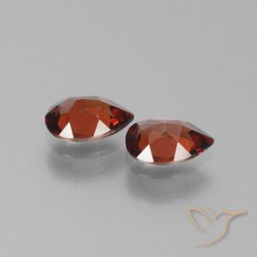 Shop natural 1.60ct Rouge foncé Grenat pyrope gems, En forme de poire, from Mozambique at GemSelect. In stock, global shipping!