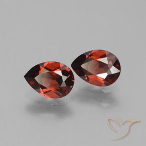 Shop natural 1.82ct Rouge merlot Grenat pyrope gems, En forme de poire, from Mozambique at GemSelect. In stock, global shipping!