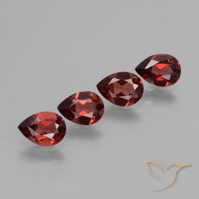 Achetez naturel 3,06ct rouge foncé grenat pyrope gems, en forme de poire, en provenance mozambique chez gemselect. en stock, livraison internationale!