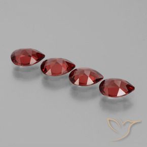 Achetez naturel 3,06ct rouge foncé grenat pyrope gems, en forme de poire, en provenance mozambique chez gemselect. en stock, livraison internationale!