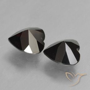 Shop natural 1.66ct Rouge foncé Grenat pyrope gems, Cœur, from Mozambique at GemSelect. In stock, global shipping!