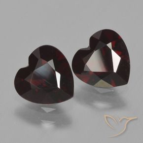 Shop natural 1.70ct Rouge foncé Grenat pyrope gems, Cœur, from Mozambique at GemSelect. In stock, global shipping!