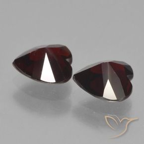 Shop natural 1.70ct Rouge foncé Grenat pyrope gems, Cœur, from Mozambique at GemSelect. In stock, global shipping!