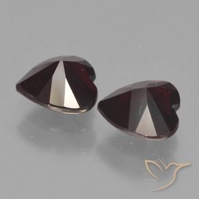 Shop natural 1.71ct Rouge foncé Grenat pyrope gems, Cœur, from Mozambique at GemSelect. In stock, global shipping!
