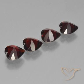 Shop natural 2.91ct Rouge noirâtre Grenat pyrope gems, Cœur, from Mozambique at GemSelect. In stock, global shipping!