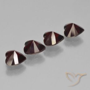 Shop natural 3.38ct Rouge noirâtre Grenat pyrope gems, Cœur, from Mozambique at GemSelect. In stock, global shipping!