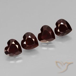 Shop natural 3.50ct Rouge foncé Grenat pyrope gems, Cœur, from Mozambique at GemSelect. In stock, global shipping!