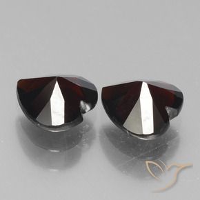 Shop natural 1.80ct Rouge foncé Grenat pyrope gems, Cœur, from Mozambique at GemSelect. In stock, global shipping!
