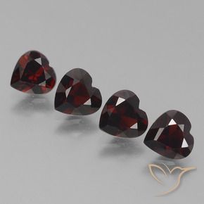 Shop natural 3.32ct Rouge foncé Grenat pyrope gems, Cœur, from Mozambique at GemSelect. In stock, global shipping!
